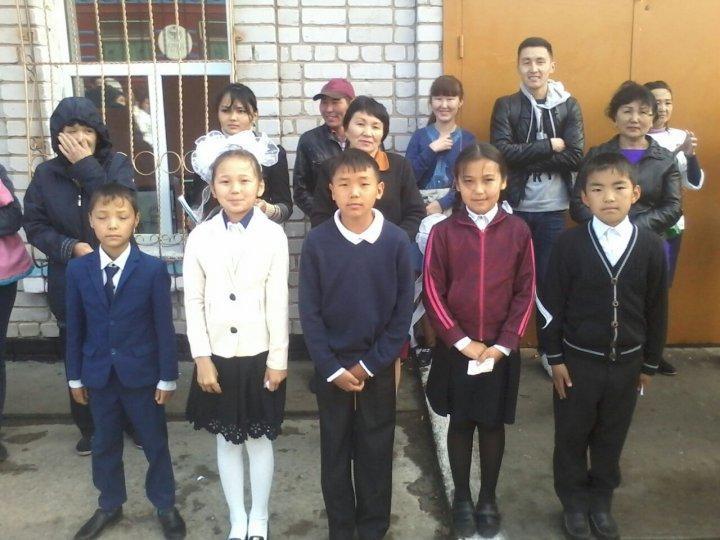 "Саламатты Қазақстан" денсаулық поезын Жарма кентінде салтанатпен қарсы алу шарасы