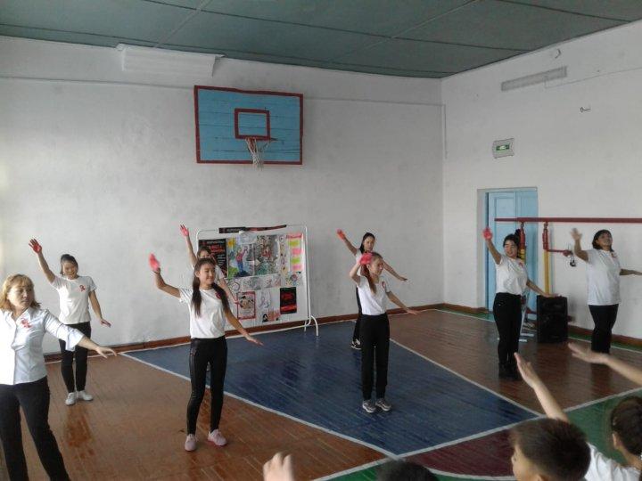 1 желтоқсан -Бүкіл дүниежүзілік СПИД-ке күрес күніне өткізген іс-шаралар