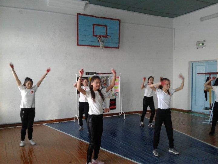 1 желтоқсан -Бүкіл дүниежүзілік СПИД-ке күрес күніне өткізген іс-шаралар