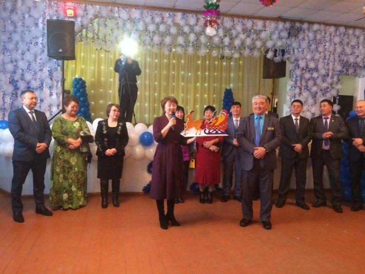 Жаңа Жыл мерекесіне орай ауданымыздағы балалардың құрметіне "Төрлет, Жаңа жыл " мерекелік шарасы өтті